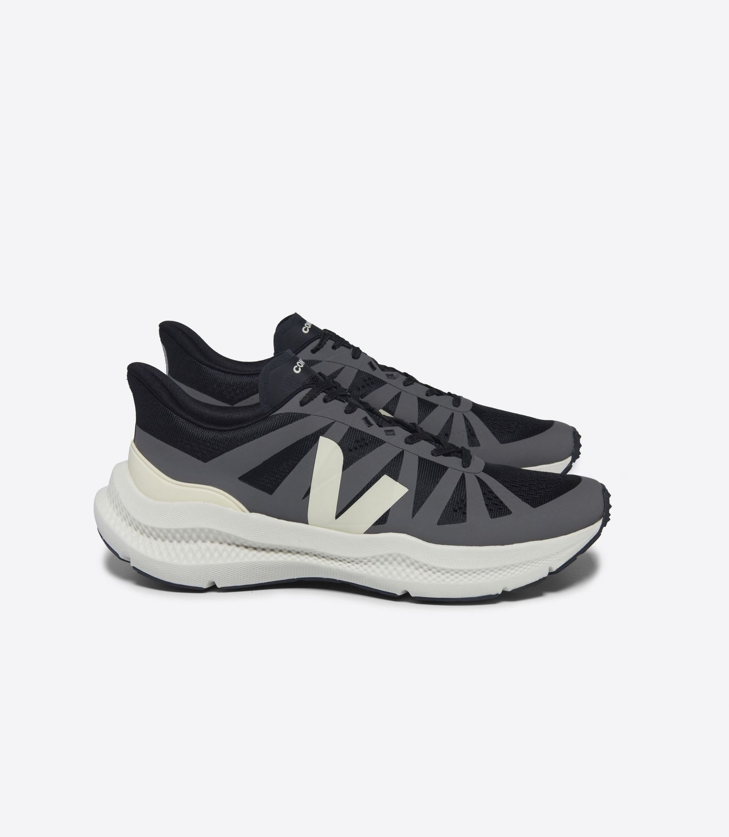 Veja Condor 3 Engineered - Mesh Black/Calcaire