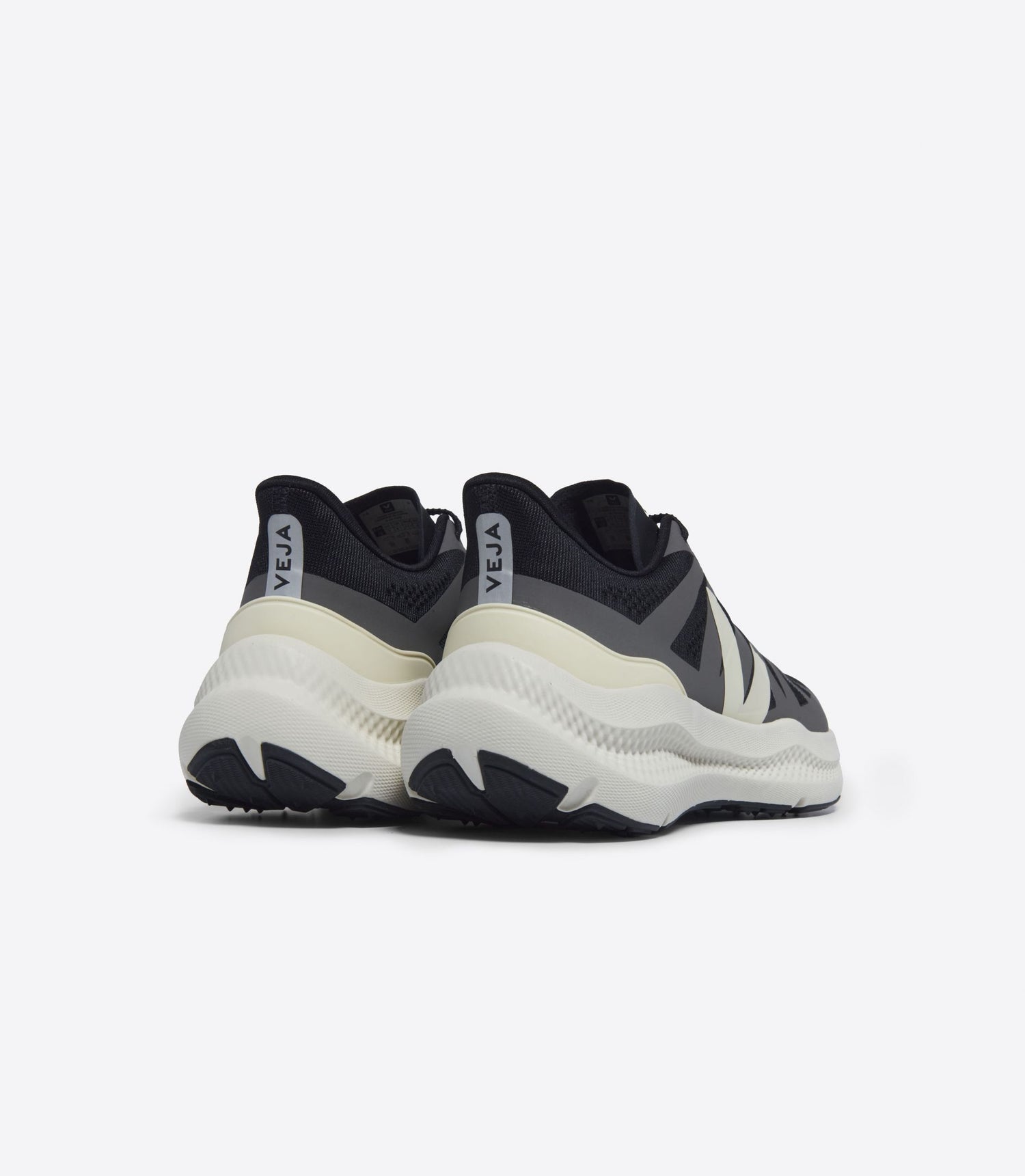 Veja Condor 3 Engineered - Mesh Black/Calcaire