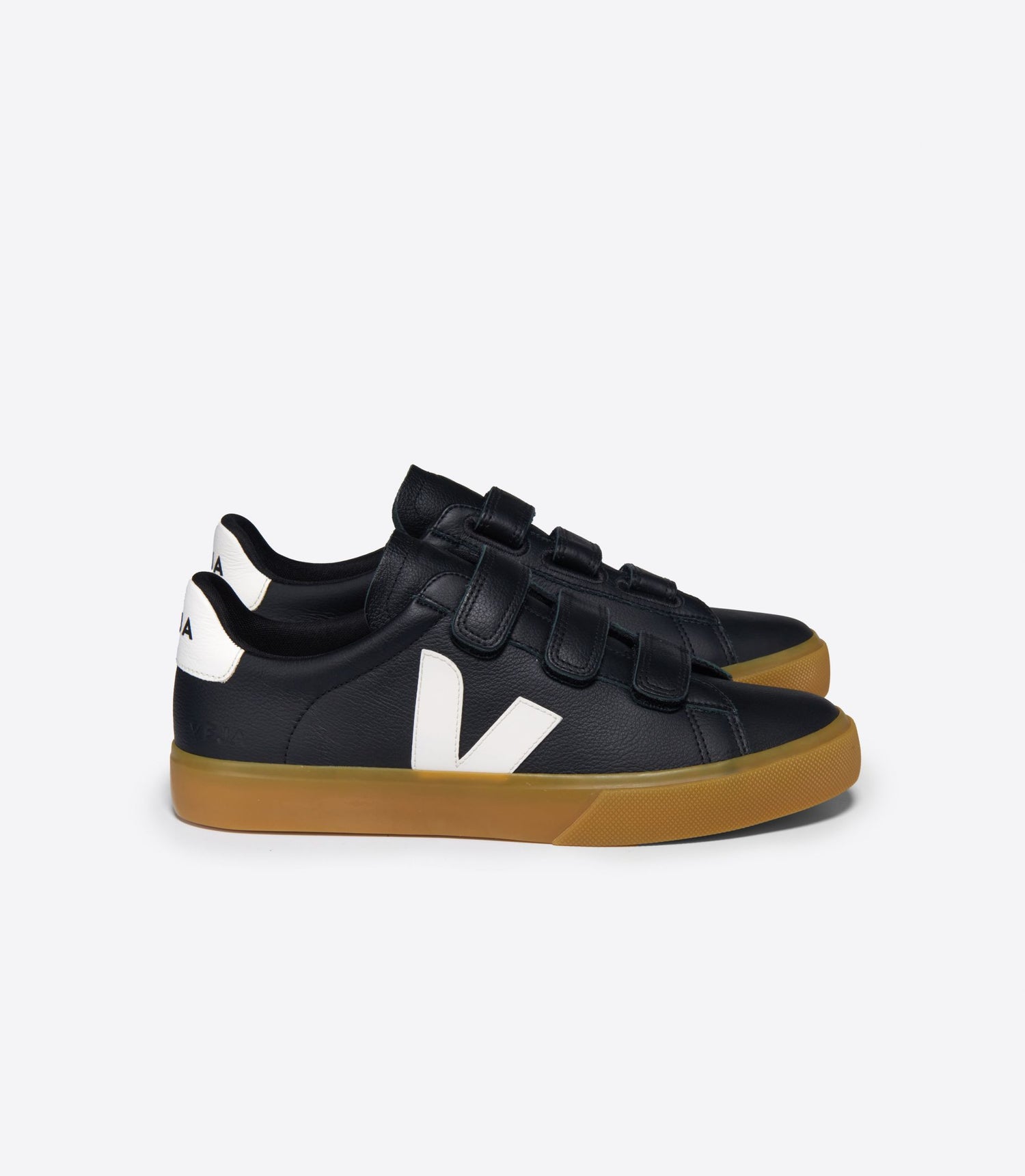 Veja Recife Leather - Black/White