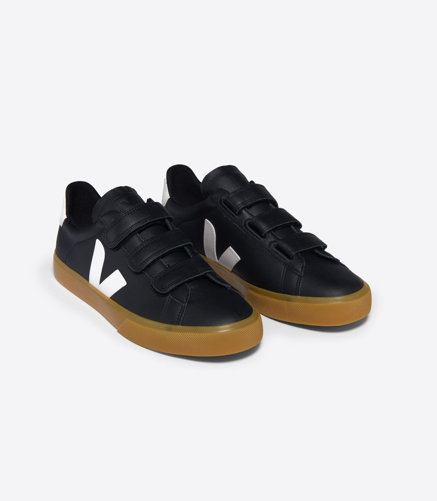 Veja Recife Leather - Black/White