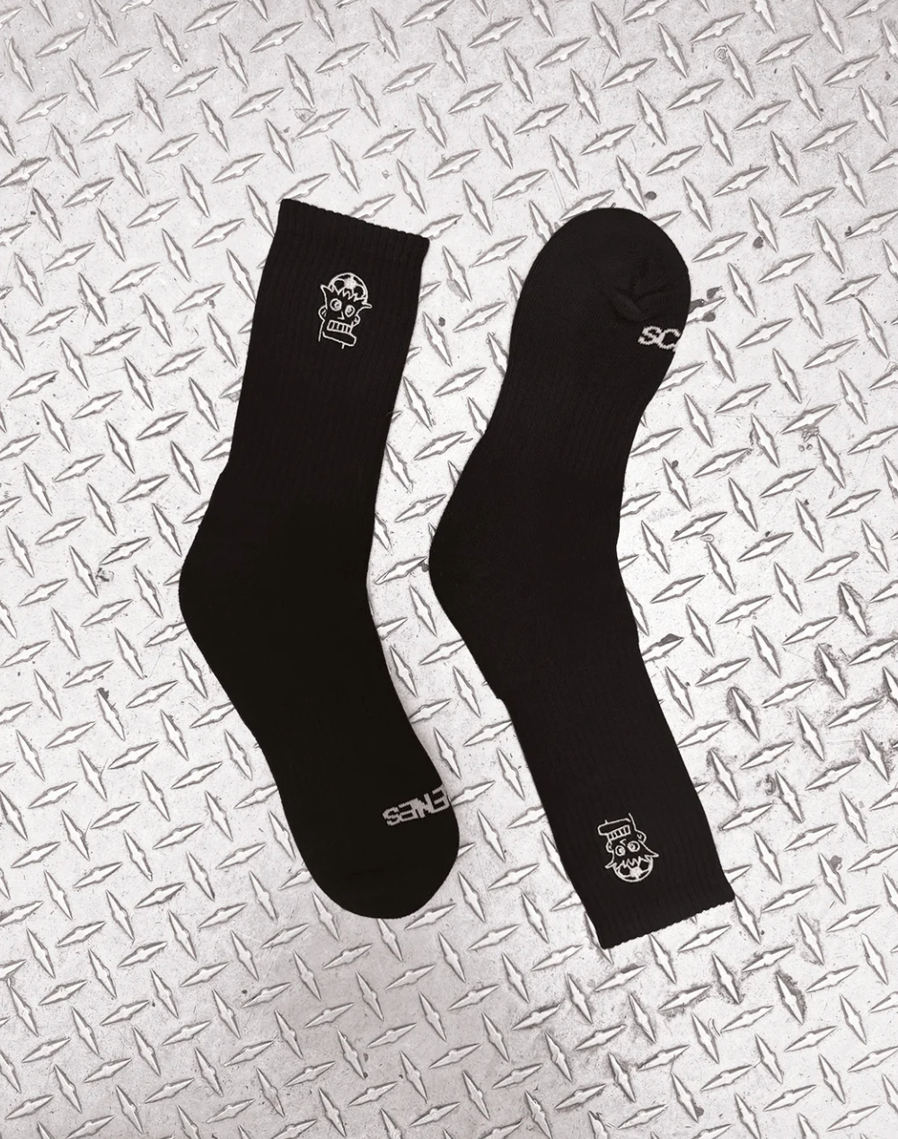 Men's Bamboo Ribbed Crew Socks in Black – US Men's Bamboo Ribbed Crew Socks in Black – US