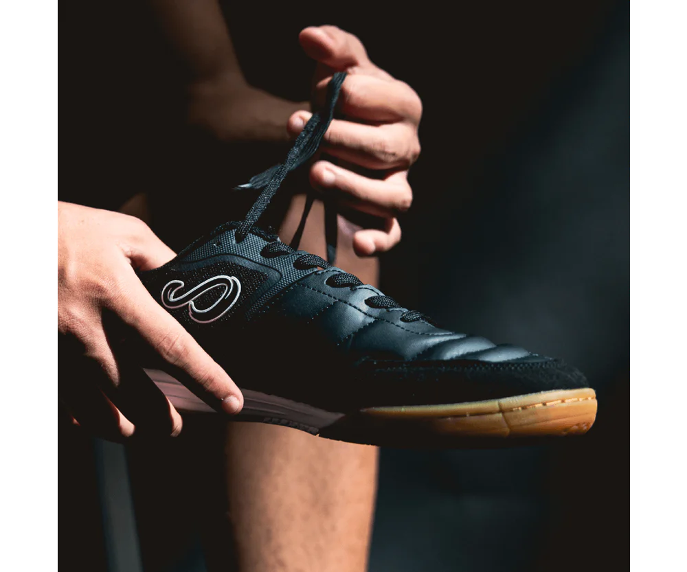 Senda Athletics USHUAIA Club 2.0 Futsal Shoe - Black/White