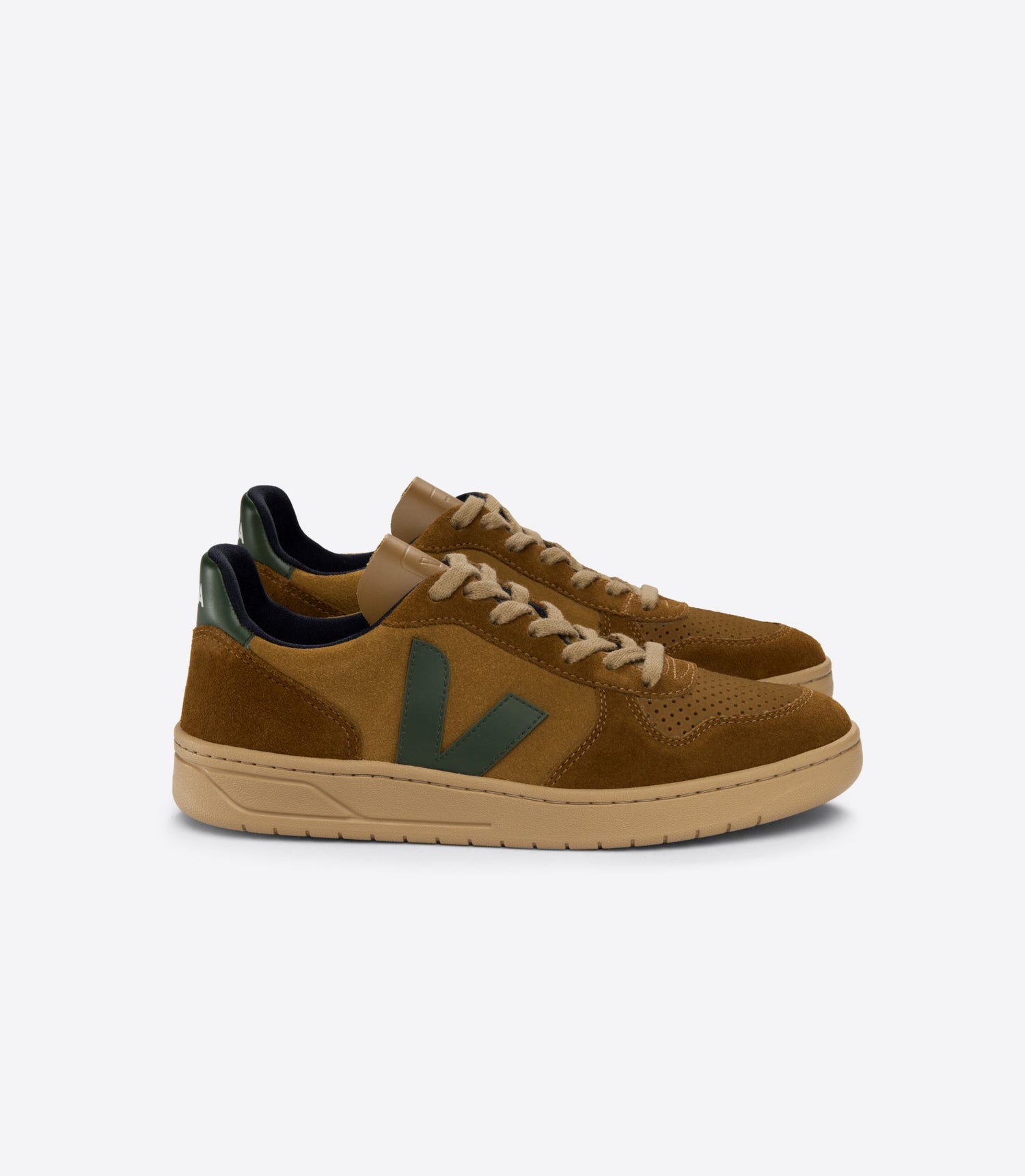 Veja V-10 Suede Camel Cyprus Multico - Village Soccer Shop