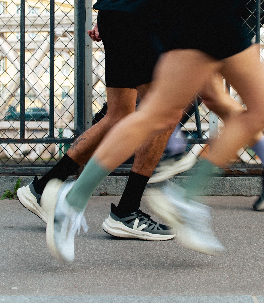 Veja Condor 3 Engineered - Mesh Black/Calcaire