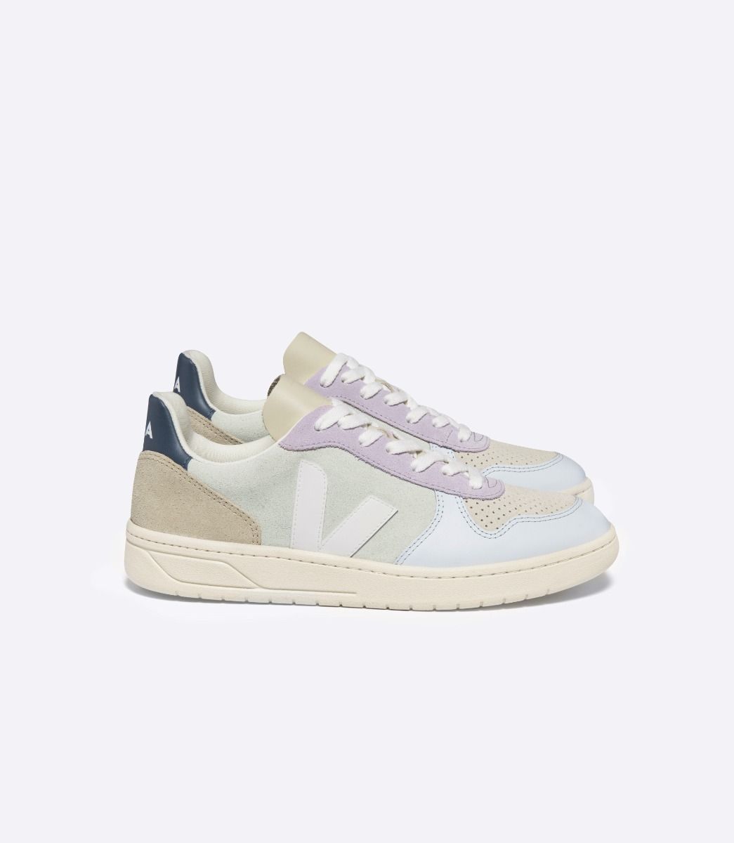 Veja V-10 CWL Jade White Multico - Village Soccer Shop