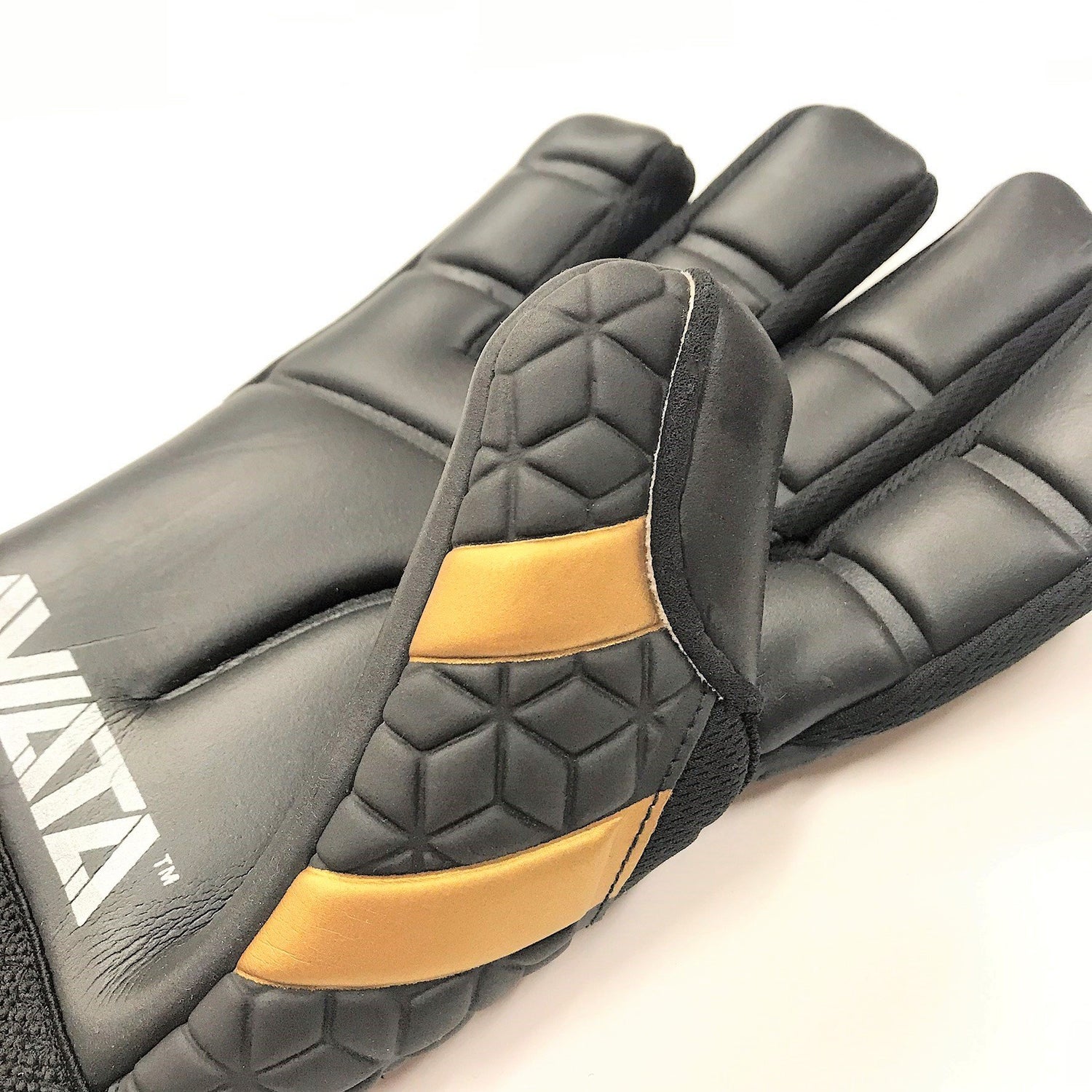 Aviata Sports Viper De Luxe V7