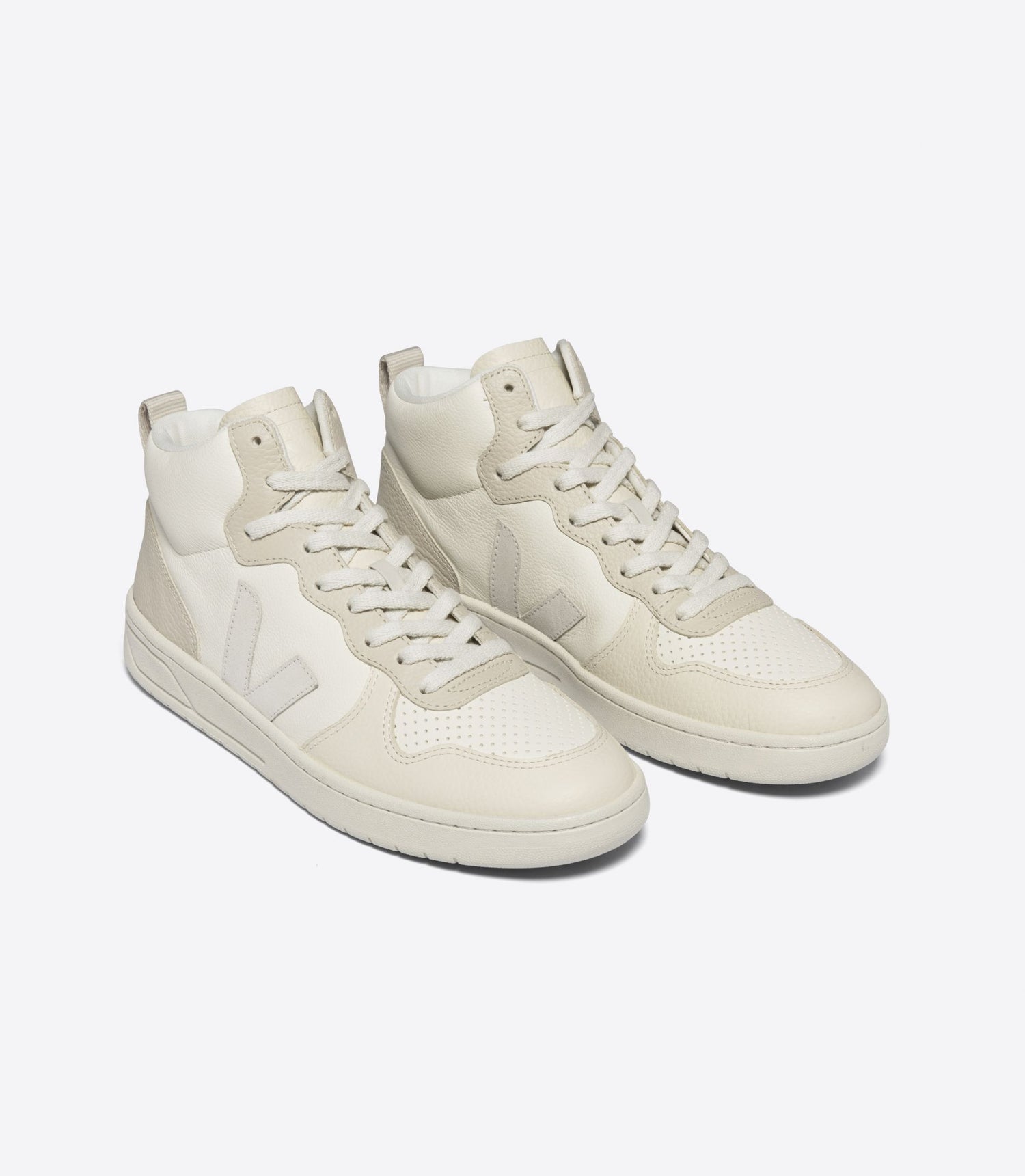 Veja V-15 Chromefree Leather Cashew Pierre Multico - Village Soccer Shop