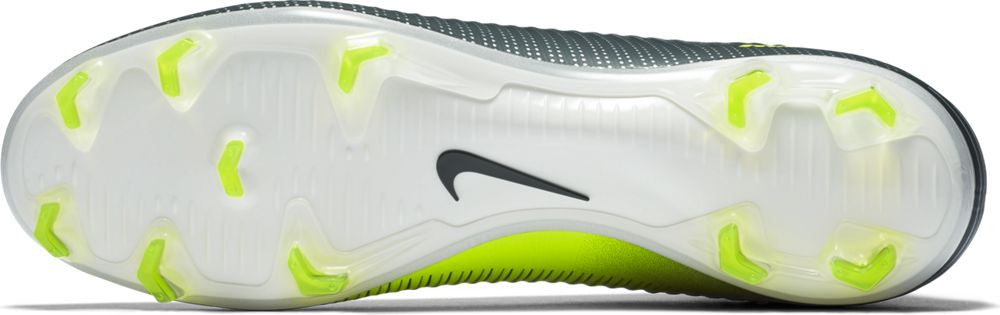 Nike Mercurial Veloce III Dynamic Fit CR7 FG Soccer Boots