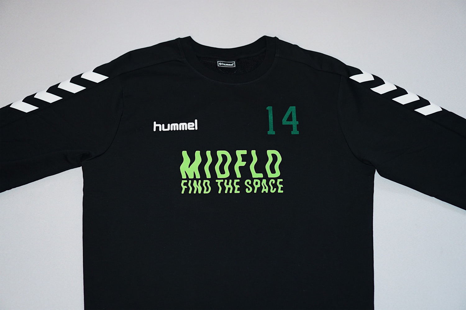MIDFLD x Hummel - Attack in Waves Crewneck Training Top